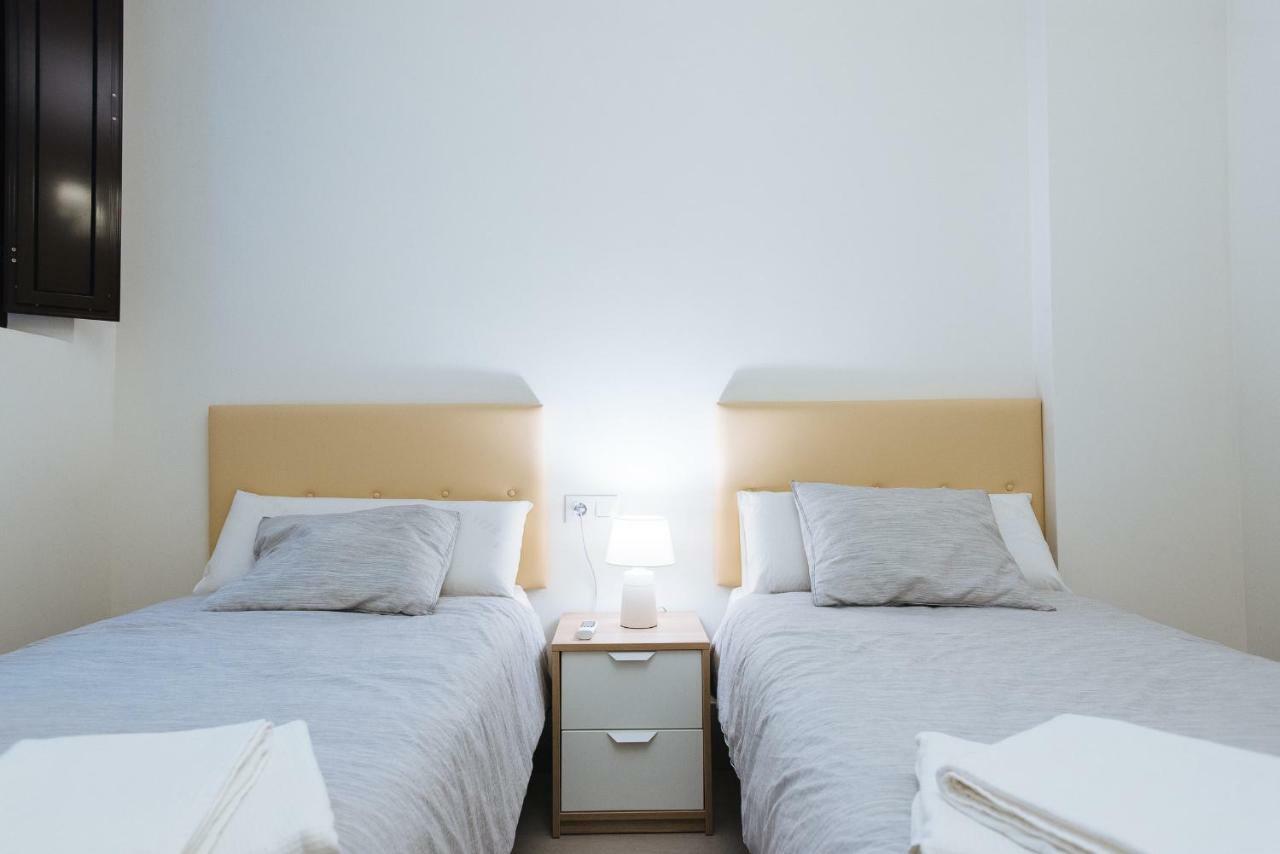 Luxury Apartment Penuelas Free Parking Seville Ngoại thất bức ảnh
